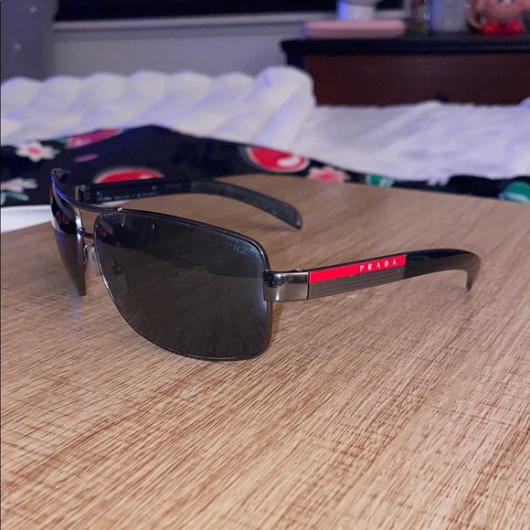 Prada Black Sunglasses - Picture 3 of 10